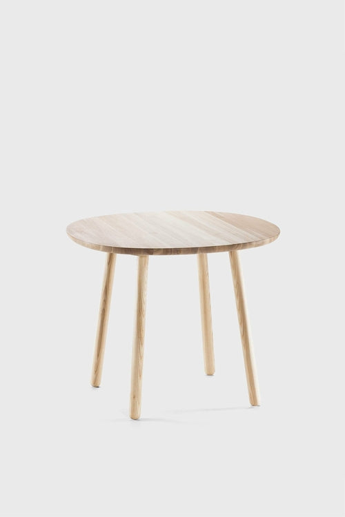 Naïve Essential Dining Table