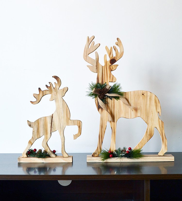 Wooden Deer Decoration